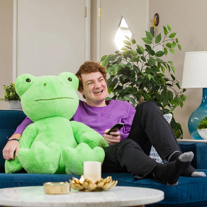 Giant Spring Green Frog Stuffed Animal | Build-A-Bear® - US 3027